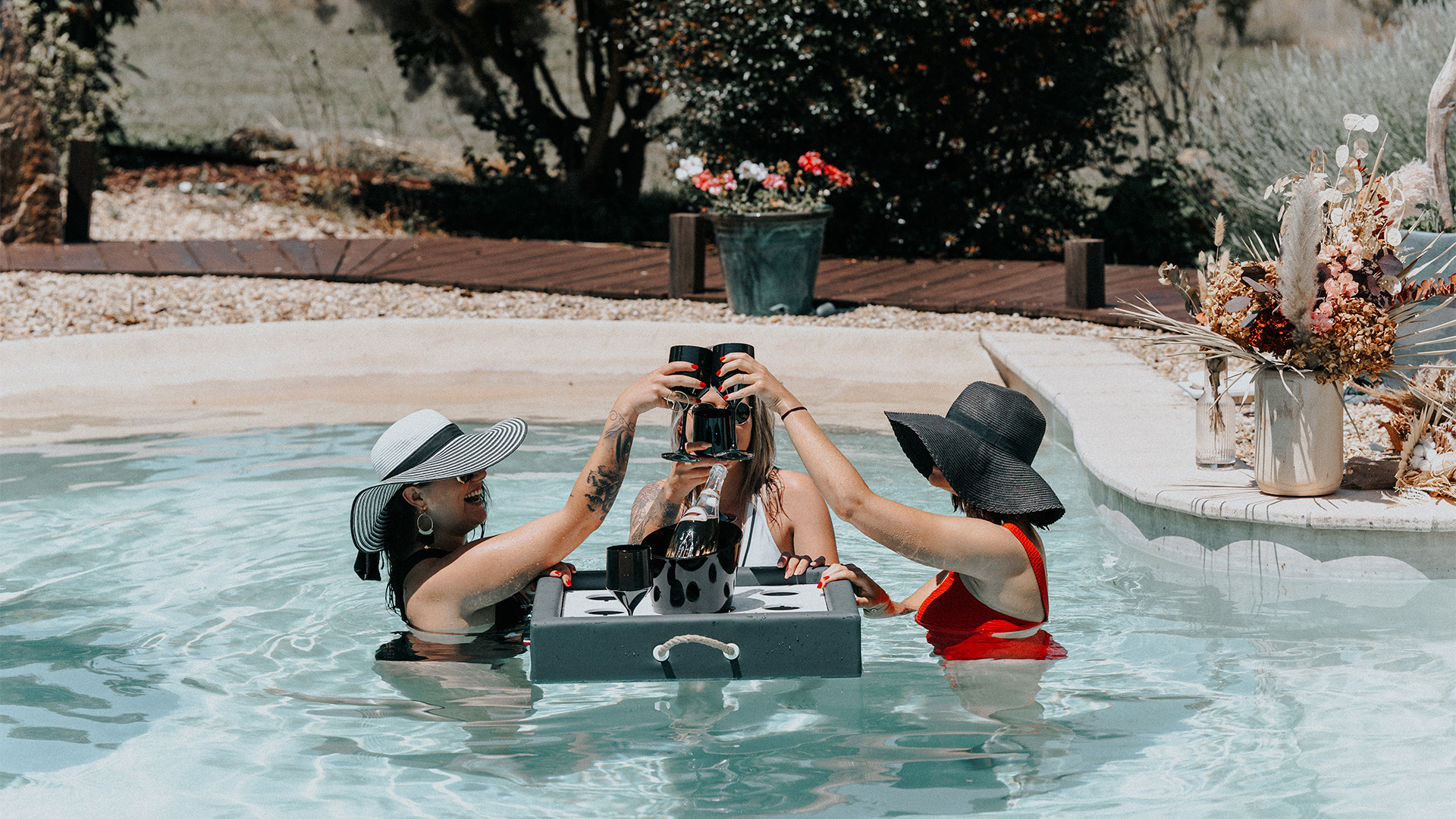 Photo du plateau dans piscine - Florian LEFEBVRE graphiste freelance Toulouse